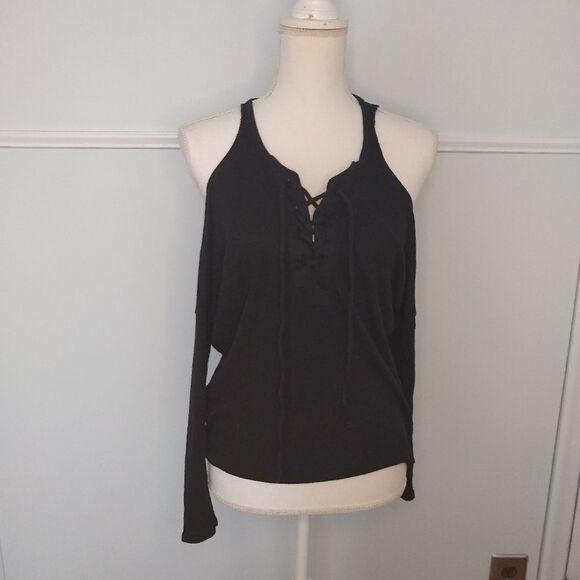 Chaser ‘Cold Shoulder’ lace front long sleeve XS - Picture 2 of 3